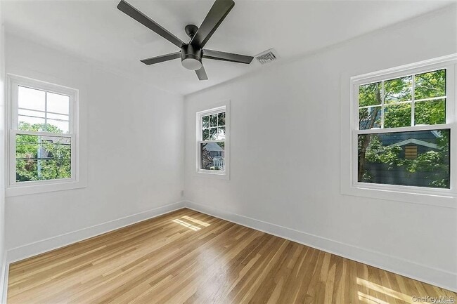 Building Photo - 50 Laurel St