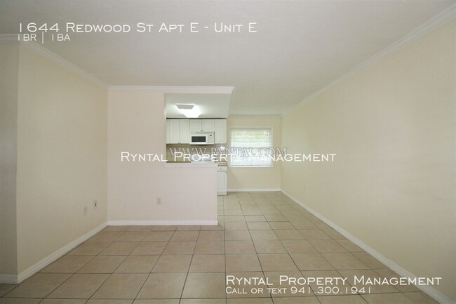 Foto del edificio - 1644 REDWOOD St