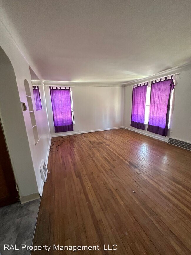 Building Photo - 2 br, 1 bath House - 15507 Westview Ave