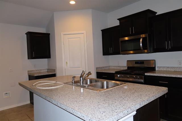 Building Photo - 16409 White Fish Ln