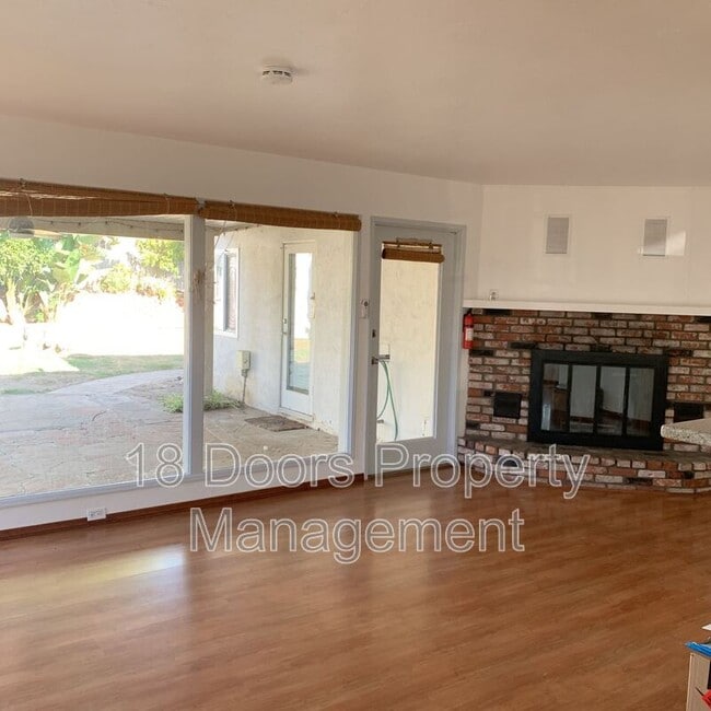 Foto del edificio - 5167 Tipton St