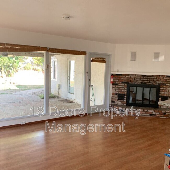 Foto del edificio - 5169 Tipton St