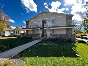 Building Photo - 203 E 6th St Building Photo - 203 E 6th St