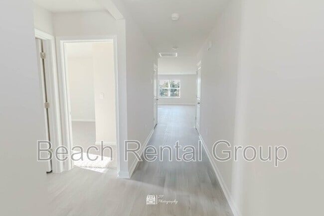 Foto del edificio - 286 Jeff Waters Cir