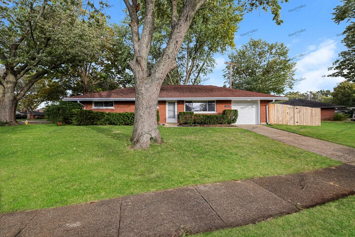 Foto principal - 4500 Henrich Dr