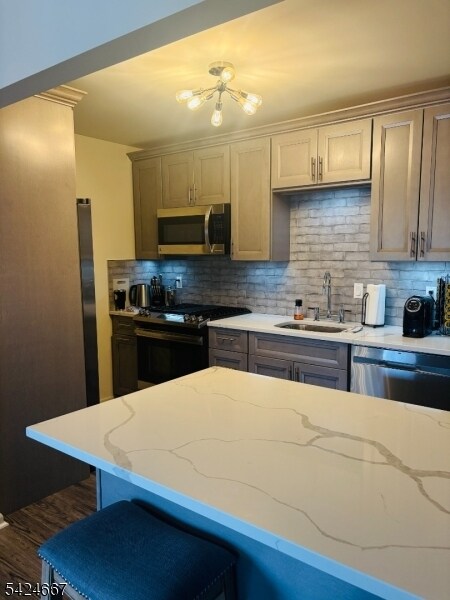 Foto del edificio - 50 Lindsley Rd