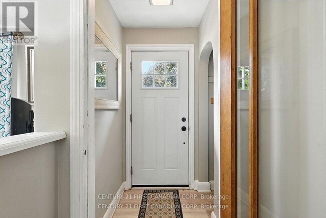 Photo du bâtiment - 330 Glenrose Dr