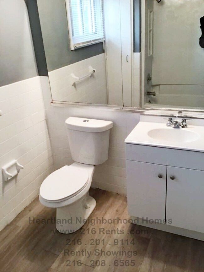 Foto del edificio - 2133 W 101st St