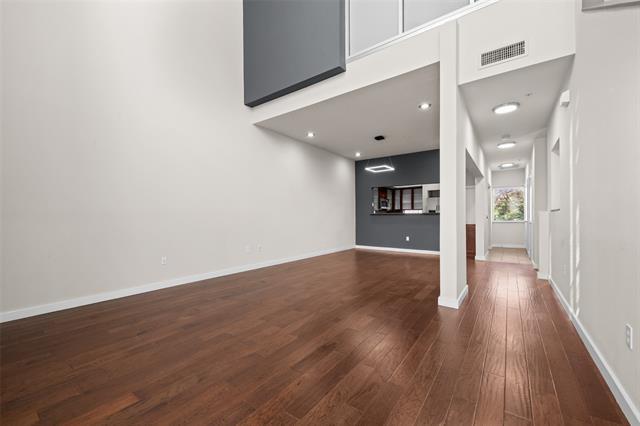 Foto del edificio - 6927 Sumner St