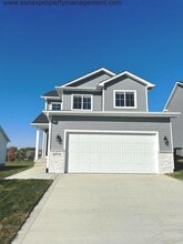 Building Photo - 1065 Hamilton Rd