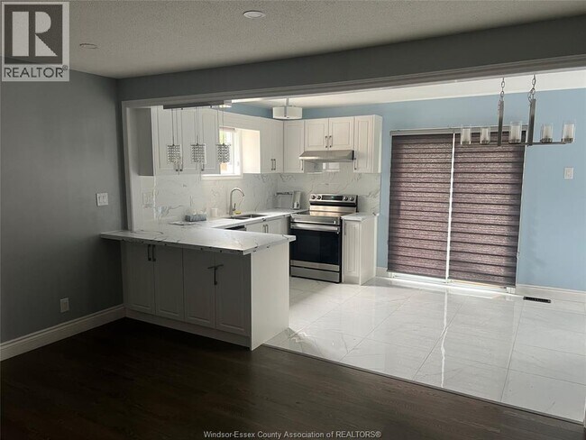 Photo du bâtiment - 3035 Peace Ct