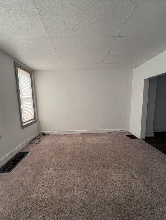 Foto del edificio - 3 Bedroom House, Yard, Near Park-York City SD