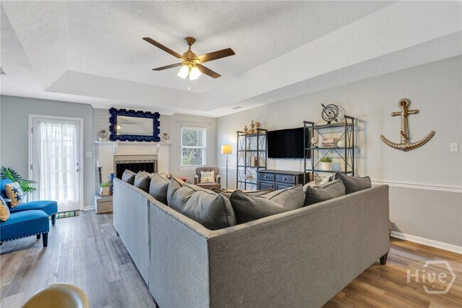 Building Photo - 10 Wyckfield Ct