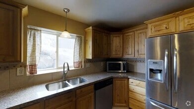 Building Photo - 4000 Mount Airey Dr