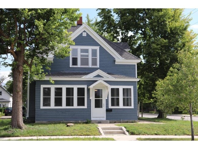 House completely repainted. - 302 19 1/2 Ave N