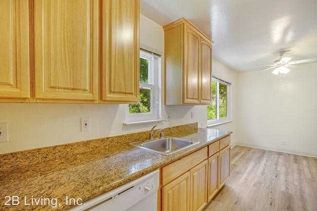 Building Photo - 1191 Alameda de las Pulgas