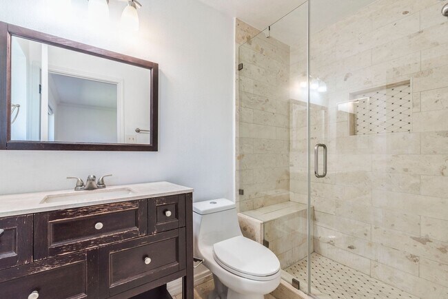 Foto del edificio - 1612 Woodgreen Dr