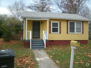 Building Photo - 151 Roosevelt Rd