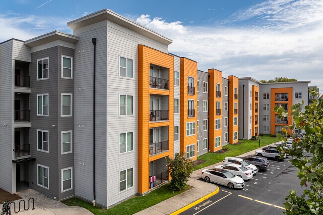 Building Photo - University Walk | Student Housing