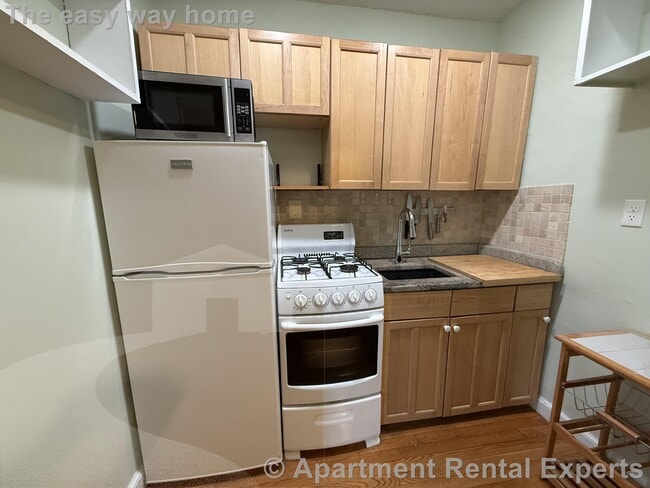 Photo - 50 Follen St Apartment
