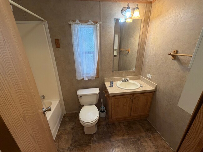 Foto del edificio - 5050 US-209