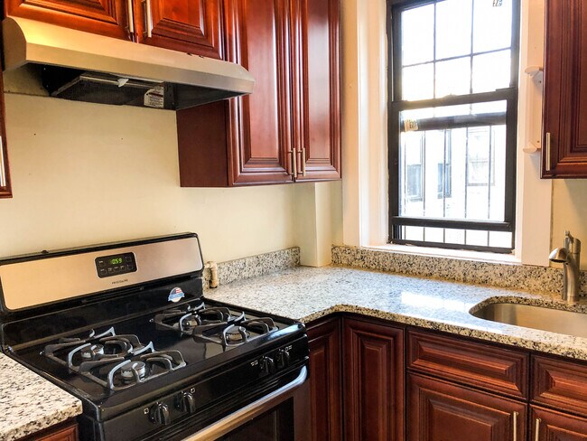 Building Photo - 311 Allston St