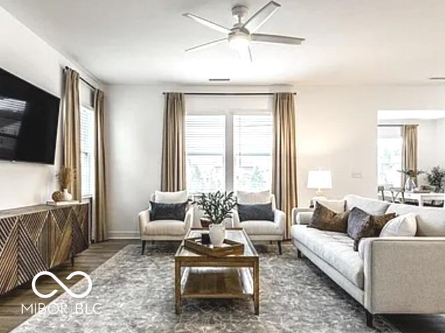 Foto del edificio - 6637 Redwood Dr