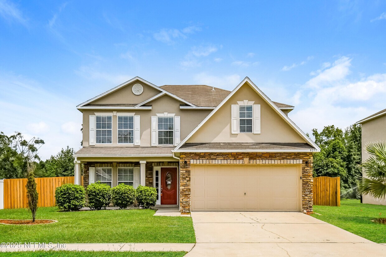 Foto principal - 9273 Caracara Drive