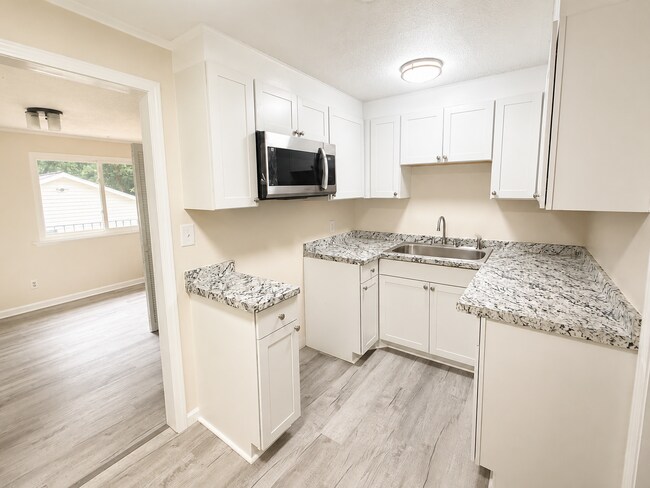 Foto del edificio - Two bedroom, 2 bath house in Burlington