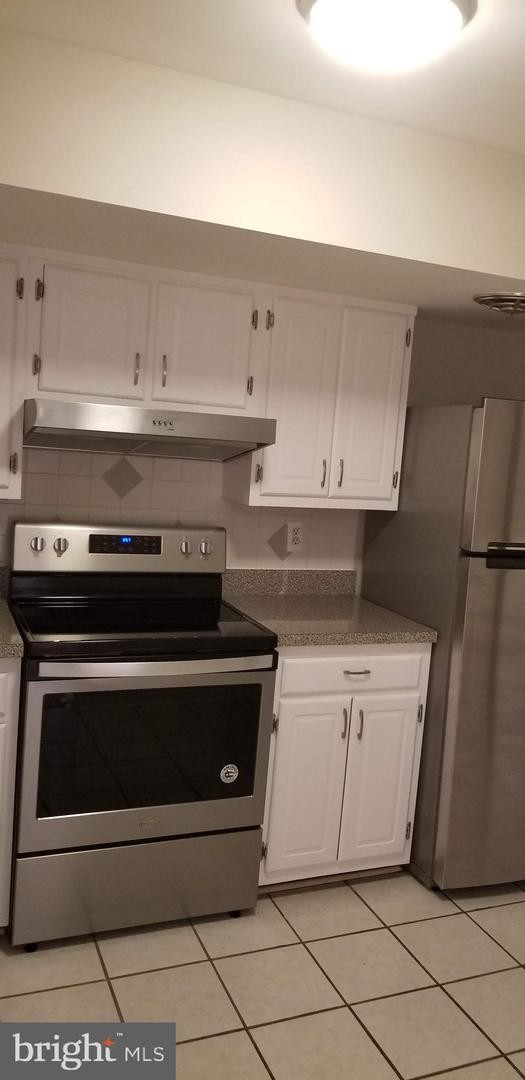 6379 Fenestra Ct, Burke, VA 22015 Townhouse for Rent in Burke, VA