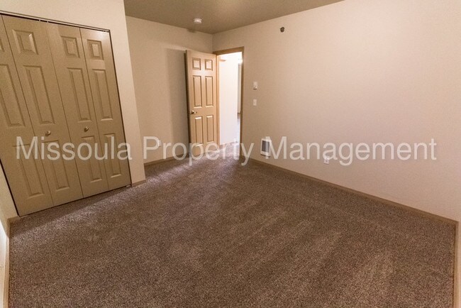 Building Photo - 3810 Mullan Rd