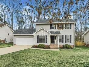 Building Photo - 524 Wyndham Dr