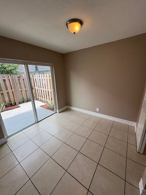 Foto del edificio - 5955 NW 20th St