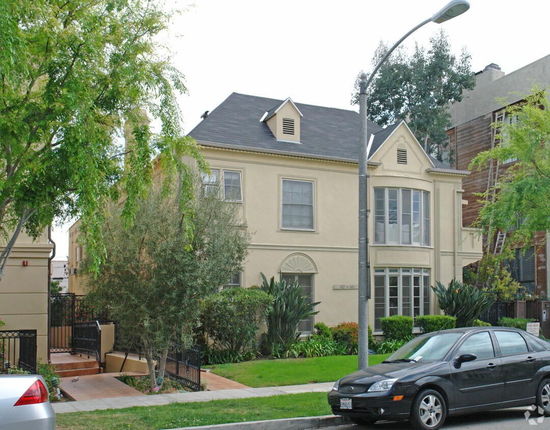 142 S Crescent Dr, Beverly Hills, CA 90212 142 S Crescent Dr Beverly