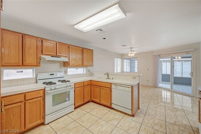 Building Photo - 8021 Redskin Cir