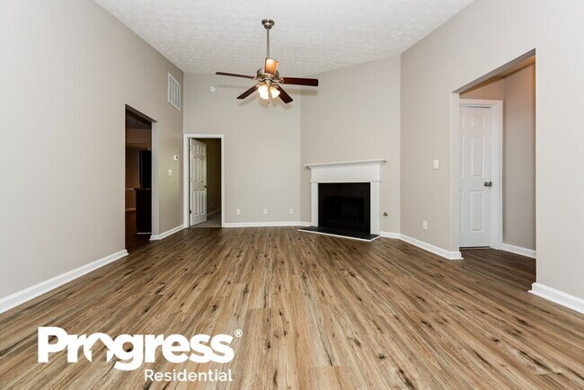 Foto del edificio - 10624 Pecan Ln