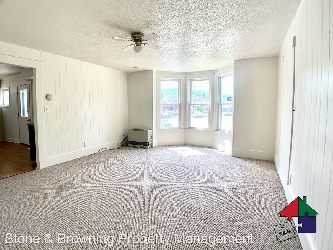 5 Brook St, Barre, VT 05641 Apartment for Rent in Barre, VT