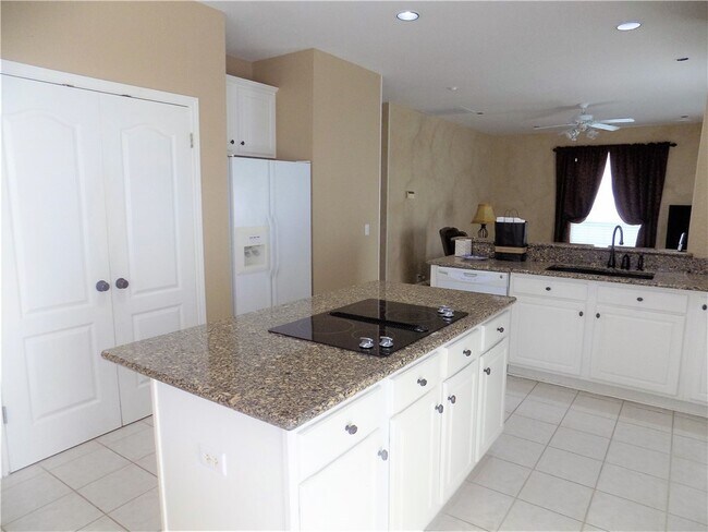 Building Photo - 8401 Sweetness Ln