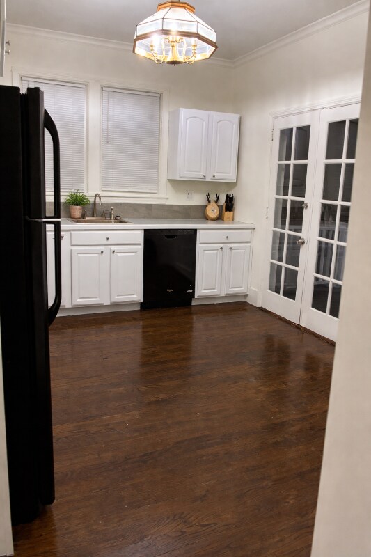 Building Photo - 247 N Main St