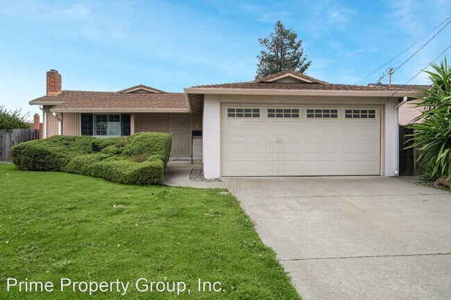 Building Photo - 3 br, 2 bath House - 2189 Del Monte Dr.