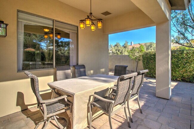 Foto del edificio - 1833 W Periwinkle Way