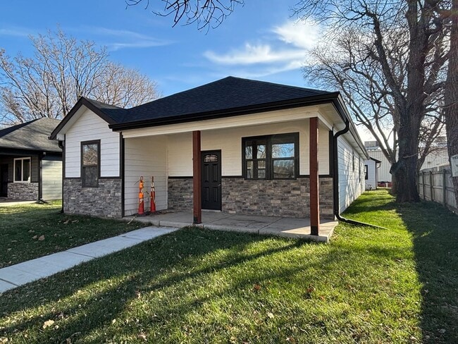 Foto del edificio - Stunning New Build in Central Manhattan! Available NOW!