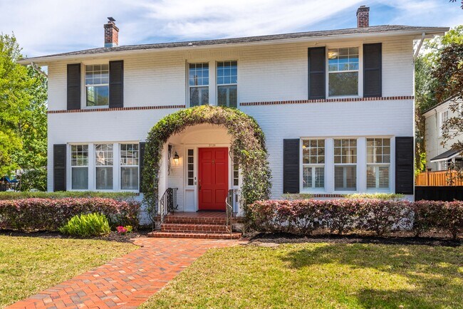 Foto del edificio - 3728 Hedrick St
