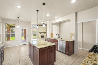 Building Photo - 10335 Belvamera Rd