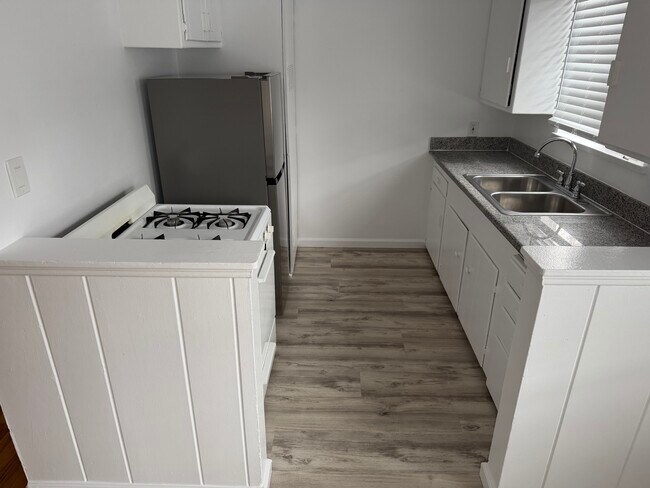 Foto del edificio - 11622 Chandler Blvd