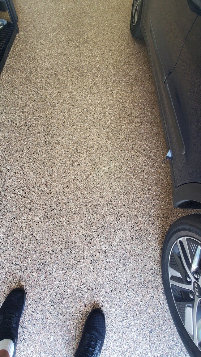 Garage floor - 8499 Siciliano St