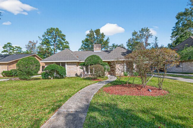 Foto del edificio - 3815 Brook Shadow Dr