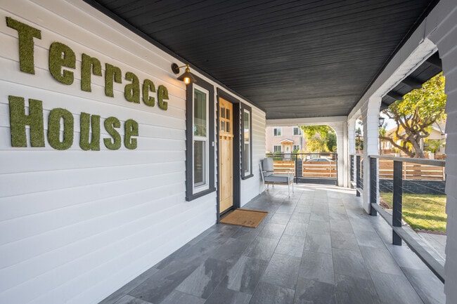 Wrap around Terrace - 1438 W 30th St