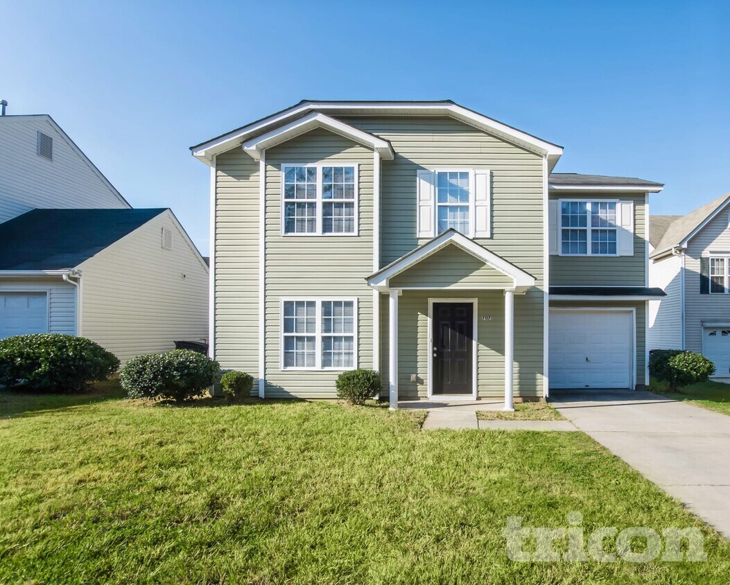 Foto principal - 7117 Roaming Path Ct