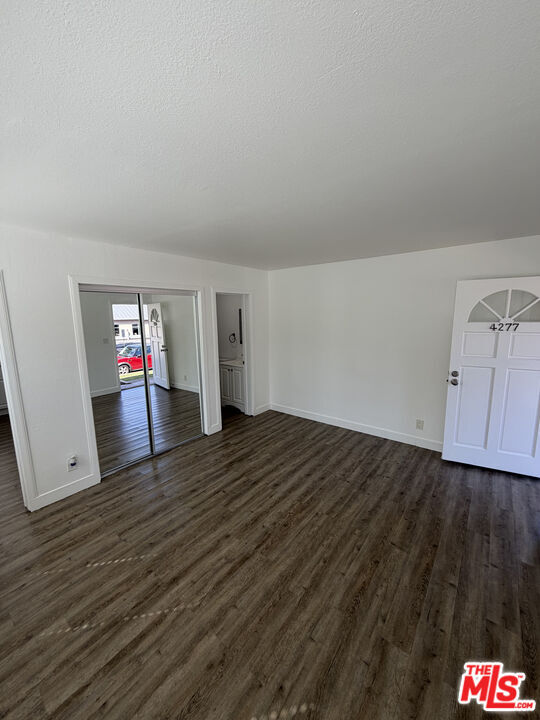Foto del edificio - 4277 Colbath Ave